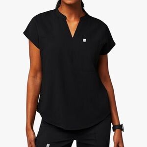 Fabletics Women’s Scrub Set